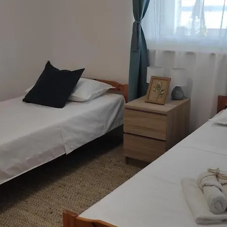 Petra * Vinišće